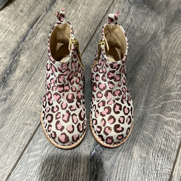 • Janie and Jack • Girls Leopard Print Ankle Booties Pink Brown 6 - Picture 2 of 4